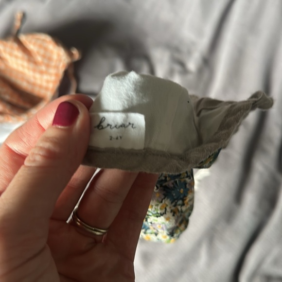 Brair bonnets. Lot of 2. 2-4 years old. - Picture 5 of 5